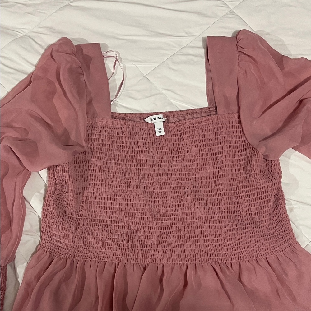 Nine West Rose Pink Smocked Puff Sleeve crop top
